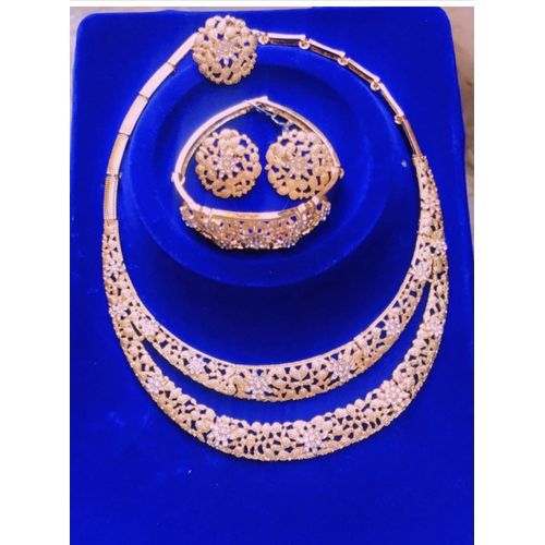 4-in-1 Bold Lady Jewelry Set Studded