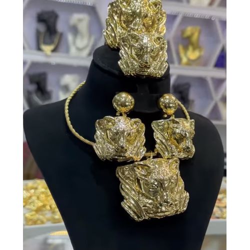 4 Set Non-Tarnish Gold Replica Jewelries