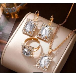 Beautiful Non-tarnish Ladies Jewelry Set (White)