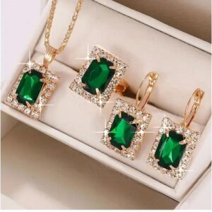 Beautiful Non-tarnish Ladies Jewelry Set (Green)