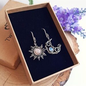 2Pairs Retro Sun Moon Earrings Moonstone Asymmetric Earrings