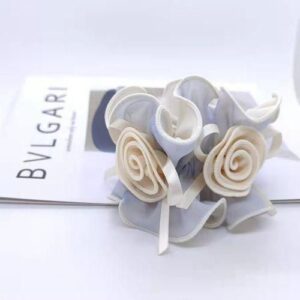 Elegant Ladies' Mesh Flower Hairband Pearl Headdress Flower Girl Plate Hair Tie Horse Tail Ornament Designer Scrunchie Creamy White Pattern