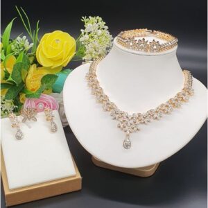 Arabian Delights Magnificant Mma Stone Out Italian Gold 4 In 1 Jewelry Set